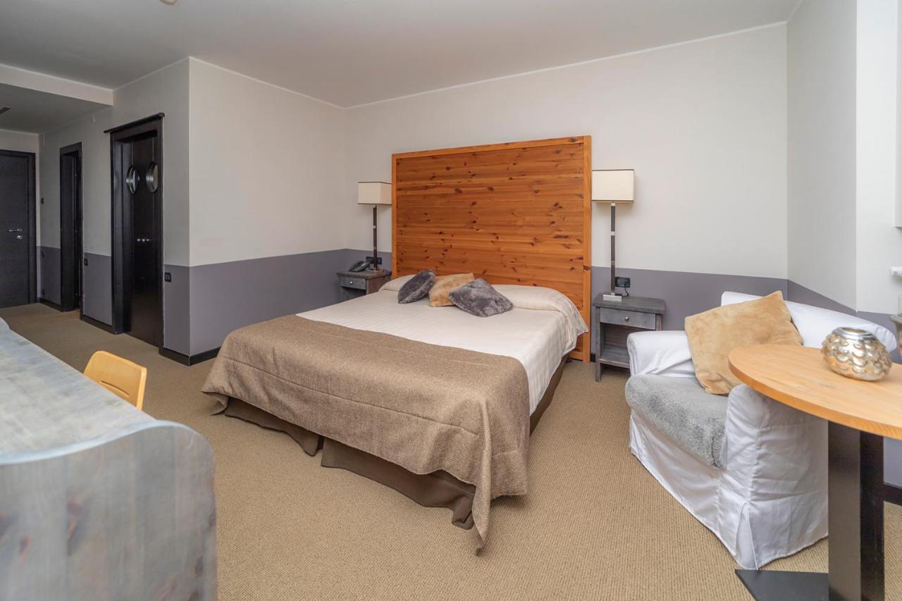 Superior Double Room Mountain View